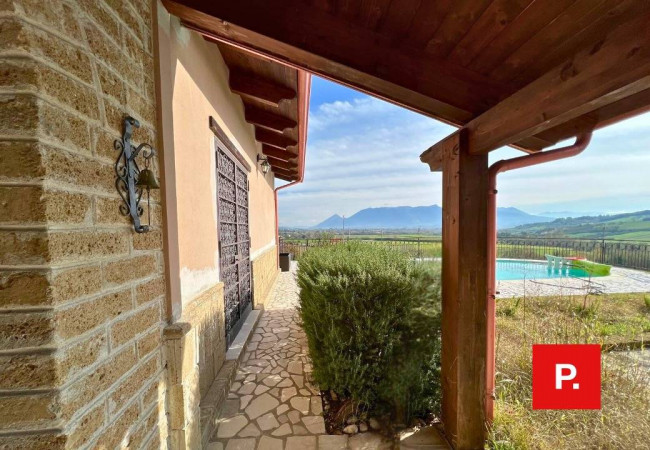 Villa in vendita a Ruviano