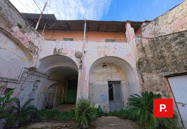 Casa singola in vendita a Caserta