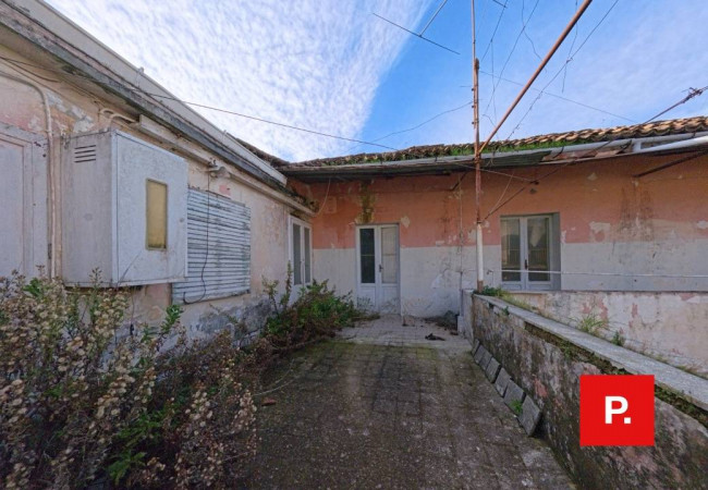 Casa singola in vendita a Caserta