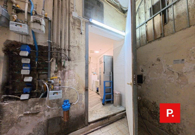 Locale commerciale in affitto a Caserta