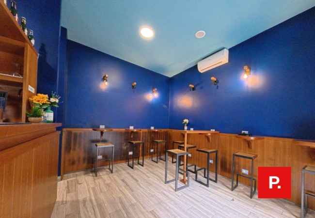 Locale commerciale in affitto a Caserta