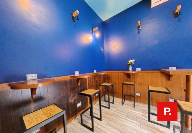 Locale commerciale in affitto a Caserta