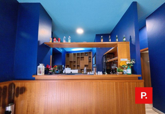 Locale commerciale in affitto a Caserta