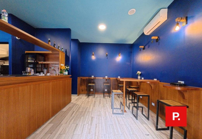 Locale commerciale in affitto a Caserta