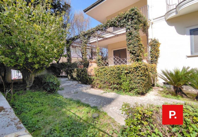 Villa in vendita a Santa Maria Capua Vetere