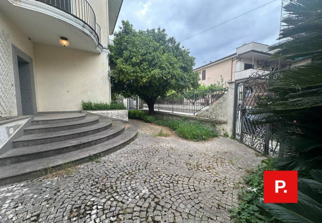 Villa in vendita a Santa Maria Capua Vetere