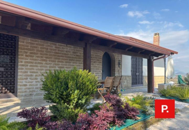 Villa in vendita a Ruviano