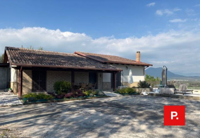 Villa in vendita a Ruviano