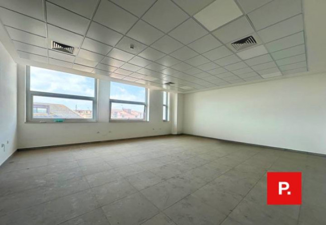 Locale commerciale in affitto a Curti