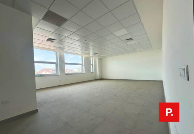 Locale commerciale in affitto a Curti