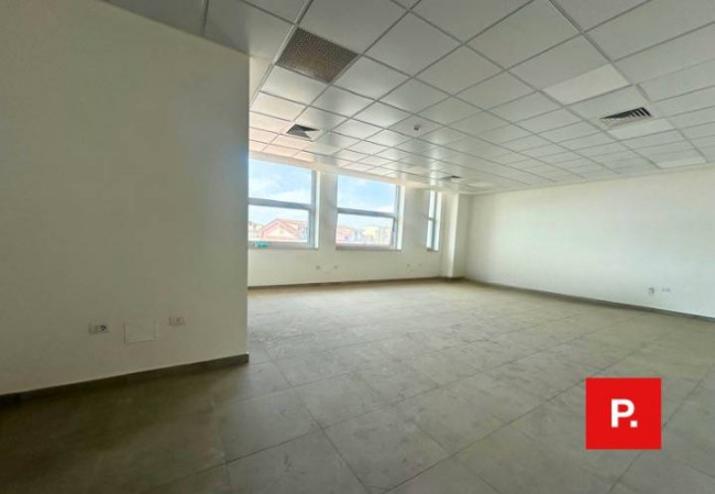 Locale commerciale in affitto a Curti