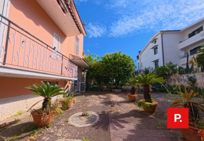 Casa singola in vendita a Caserta