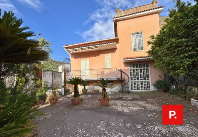 Casa singola in vendita a Caserta