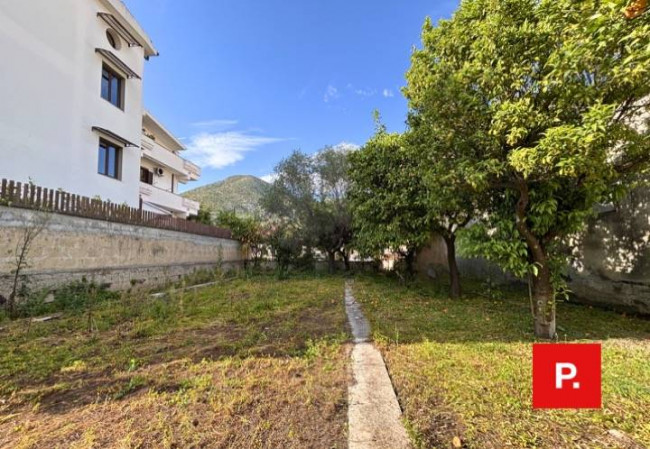 Casa singola in vendita a Caserta