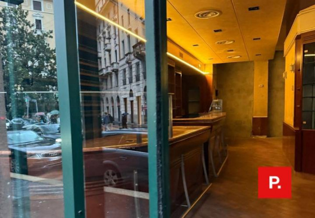 Locale commerciale in vendita a Milano