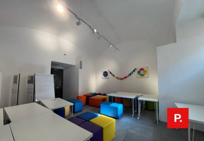 Locale commerciale in affitto a Caserta