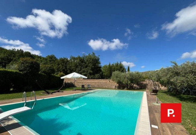 Villa in vendita a Castel Morrone