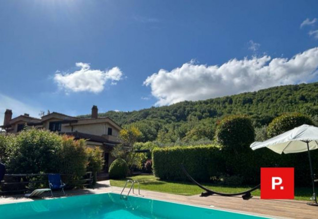 Villa in vendita a Castel Morrone