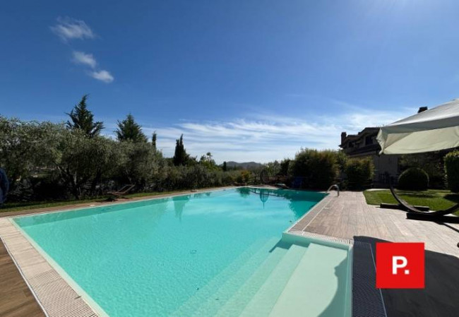 Villa in vendita a Castel Morrone