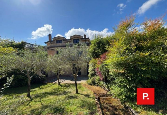 Villa in vendita a Castel Morrone