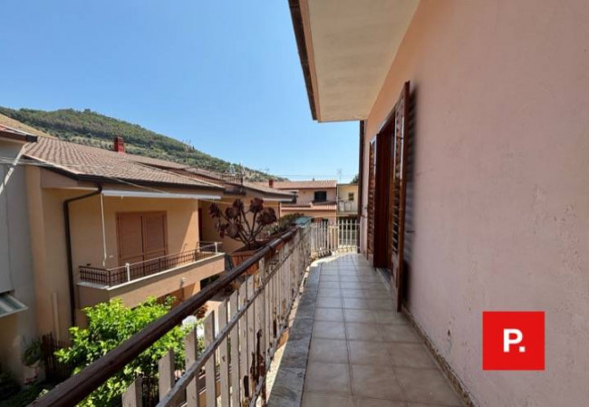 Casa singola in vendita a Castel Morrone