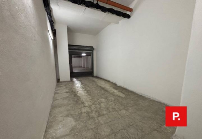 Box o garage in vendita a Caserta