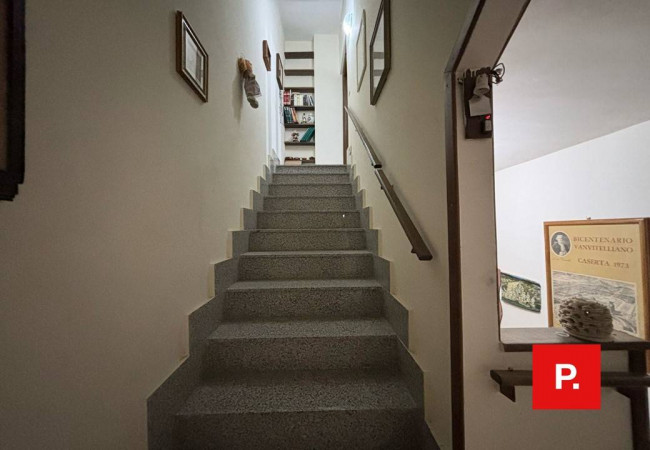 Casa singola in vendita a Caserta