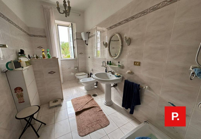 Casa singola in vendita a Caserta