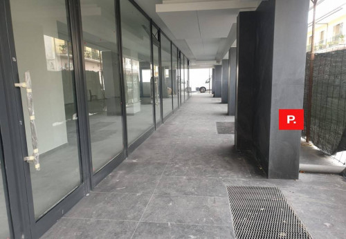 Locale commerciale in affitto a Curti