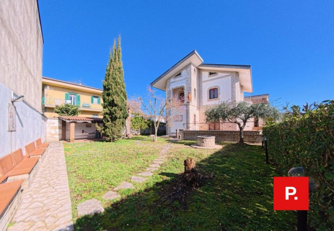 Villa in vendita a Carinola