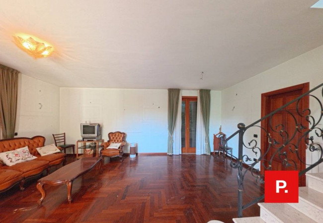 Villa in vendita a Caserta