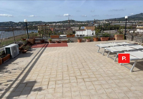 Appartamento in affitto a Napoli