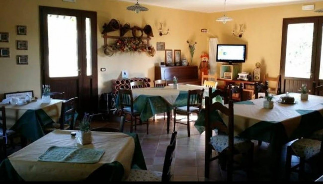 Azienda agrituristica in vendita a Istia D'ombrone, Grosseto (GR)