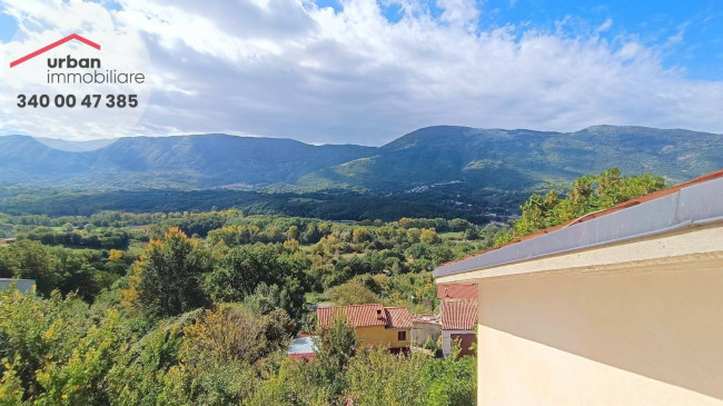 Casa indipendente in vendita a Poggio Santa Maria, L'aquila (AQ)