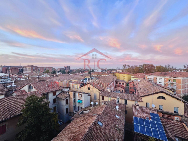 Appartamento in vendita a Reggio Nell'emilia (RE)