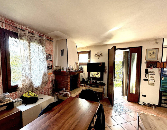 Schiere e abbinate in vendita a Nervesa della Battaglia