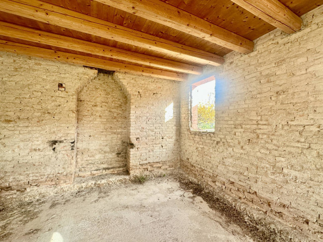 Rustico in vendita a Ponzano Veneto