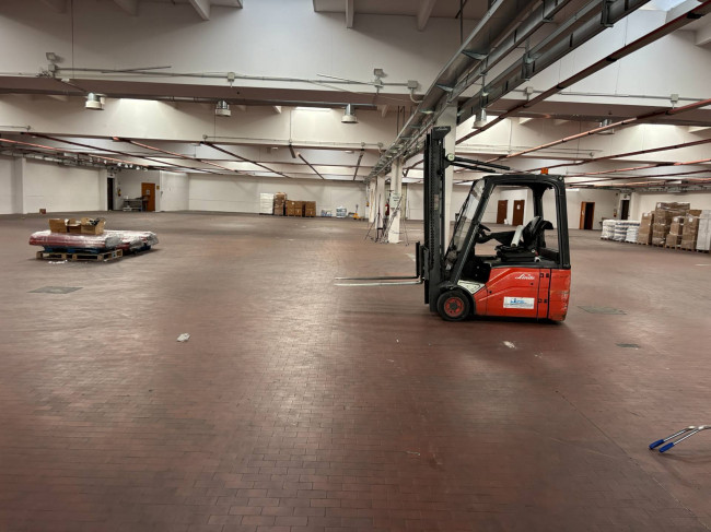 Capannone artigianale in affitto a Villorba