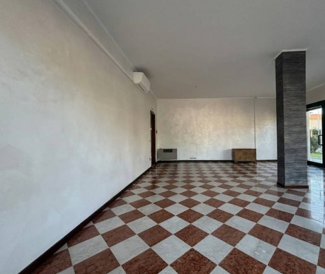 Ufficio in affitto a Ponzano Veneto