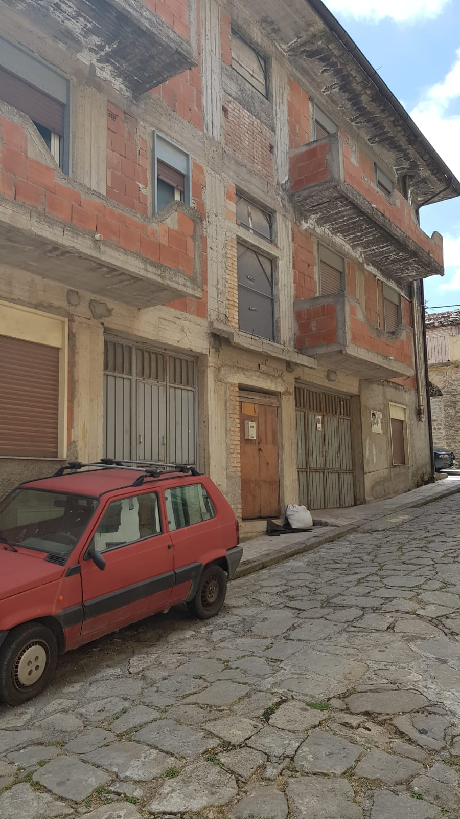 Villa Unifamiliare - Indipendente MONTALBANO ELICONA vendita    casaitalia