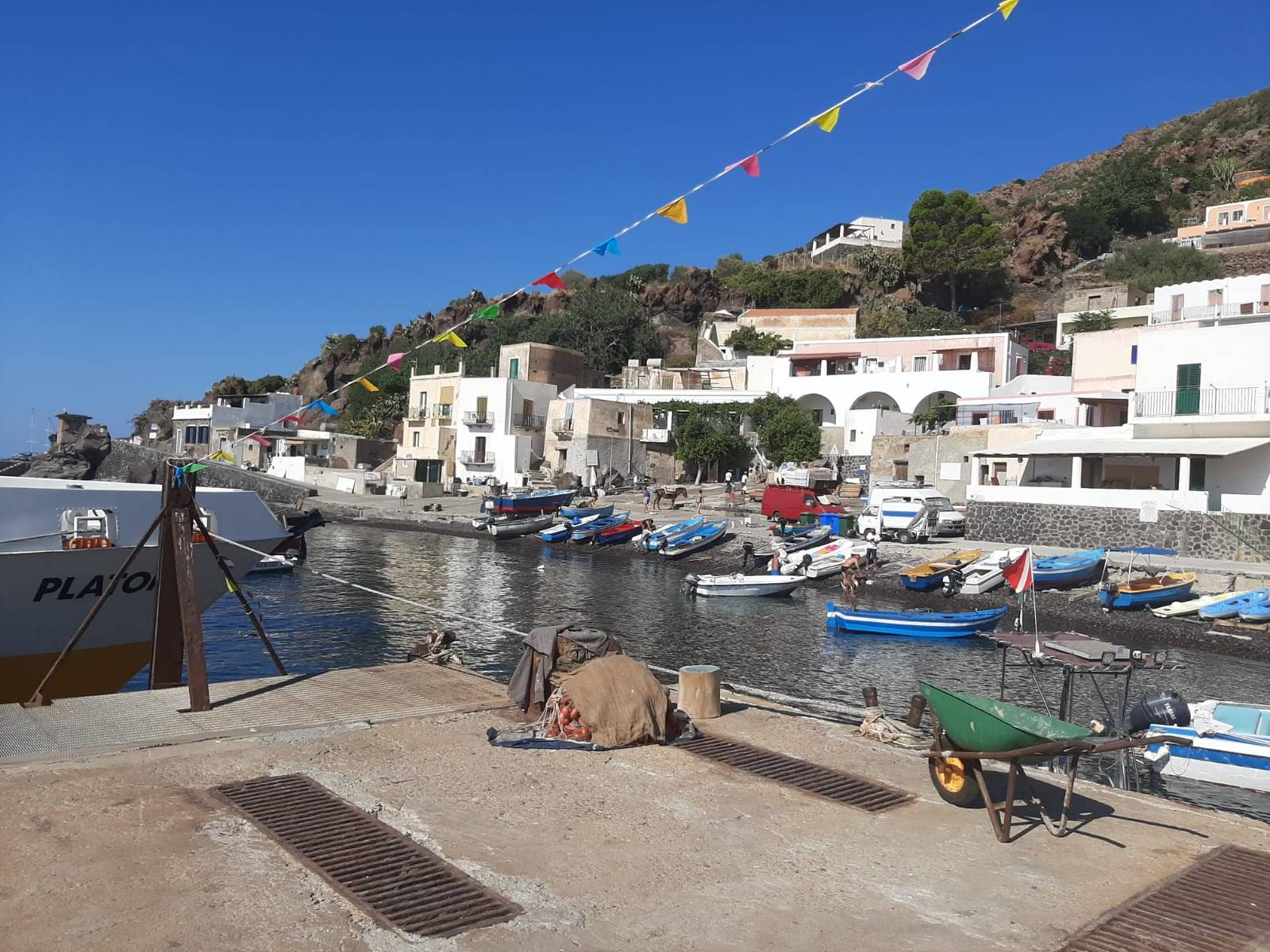 Villa Unifamiliare - Indipendente LIPARI vendita  Alicudi  casaitalia