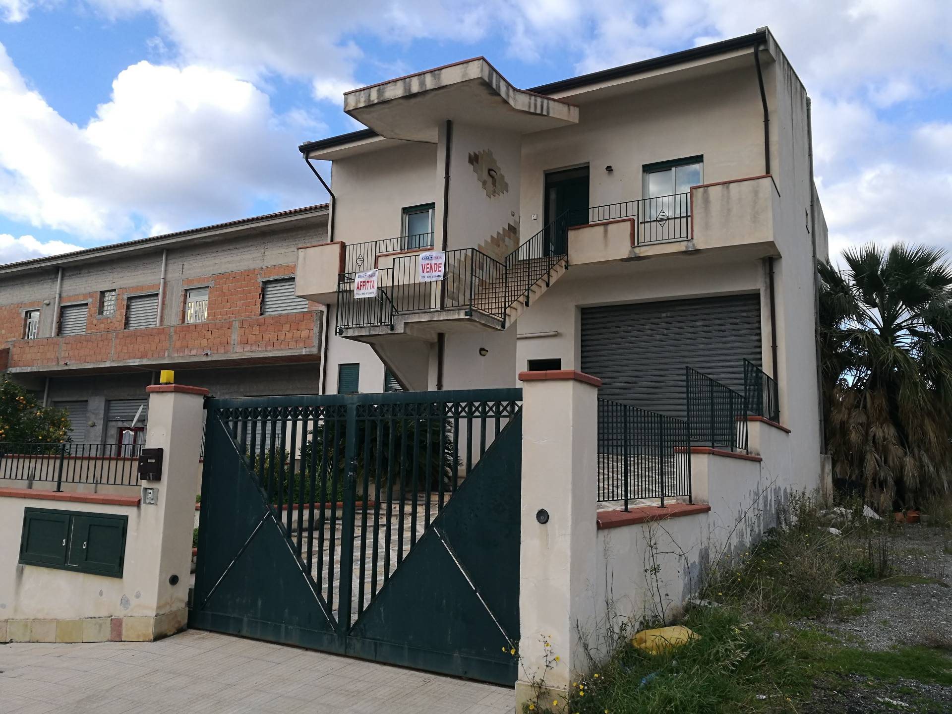 Villa Unifamiliare - Indipendente TORREGROTTA vendita    casaitalia