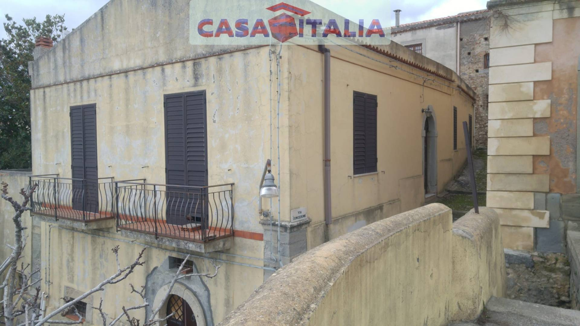  castroreale vendita quart:  casaitalia