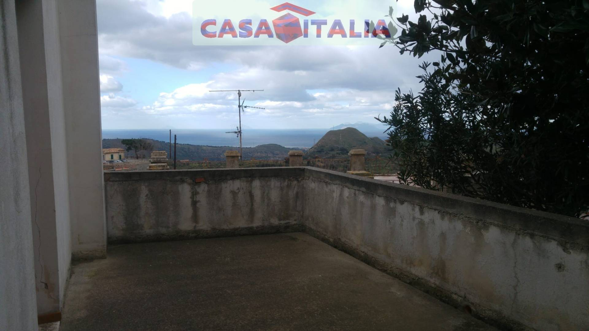 Villa Unifamiliare - Indipendente CASTROREALE vendita    casaitalia