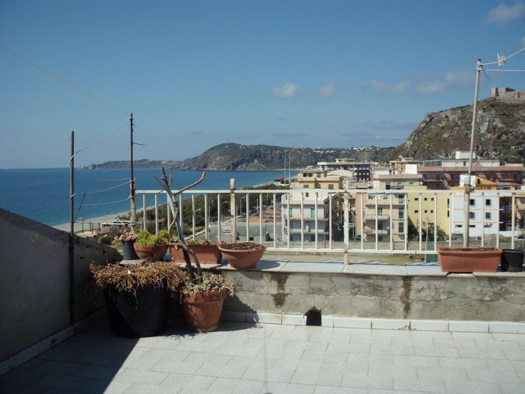  milazzo affitto quart:  casaitalia