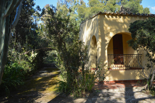 Villa Bifamiliare in Vendita a Maracalagonis