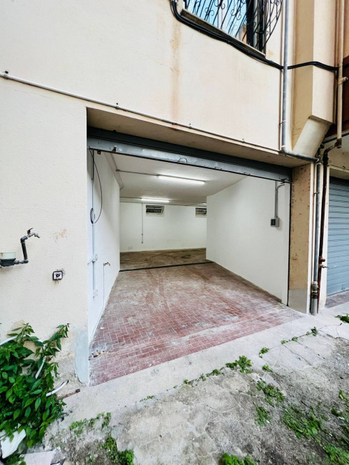 Garage/Box/Posto auto in vendita a Cagliari (CA)