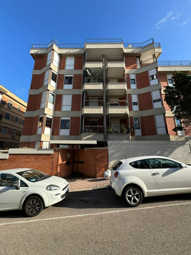 Appartamento in Affitto a Cagliari