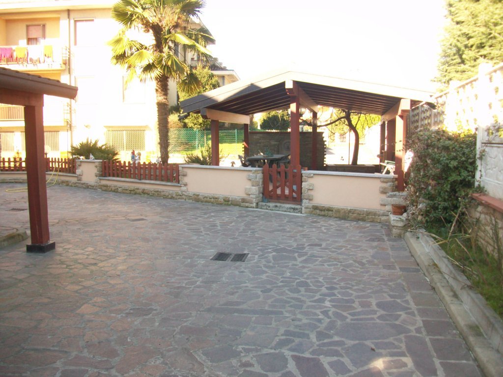 Villa in vendita a Bettola, Calvignasco (MI)