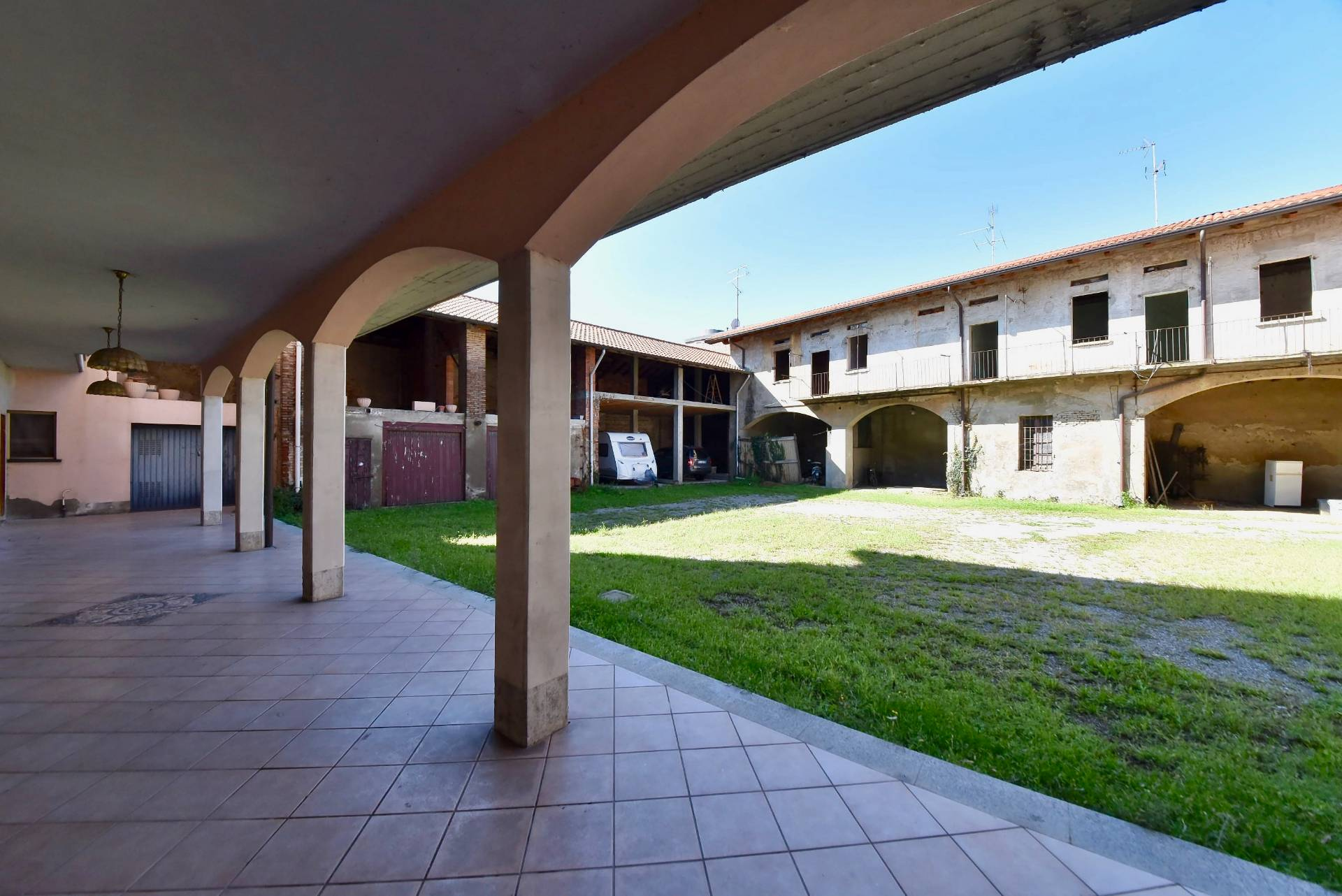 Palazzo Intero stabile Paderno Dugnano